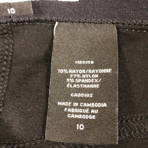 Nygard Capris -> Nygard Capris - Picture 10 of 11